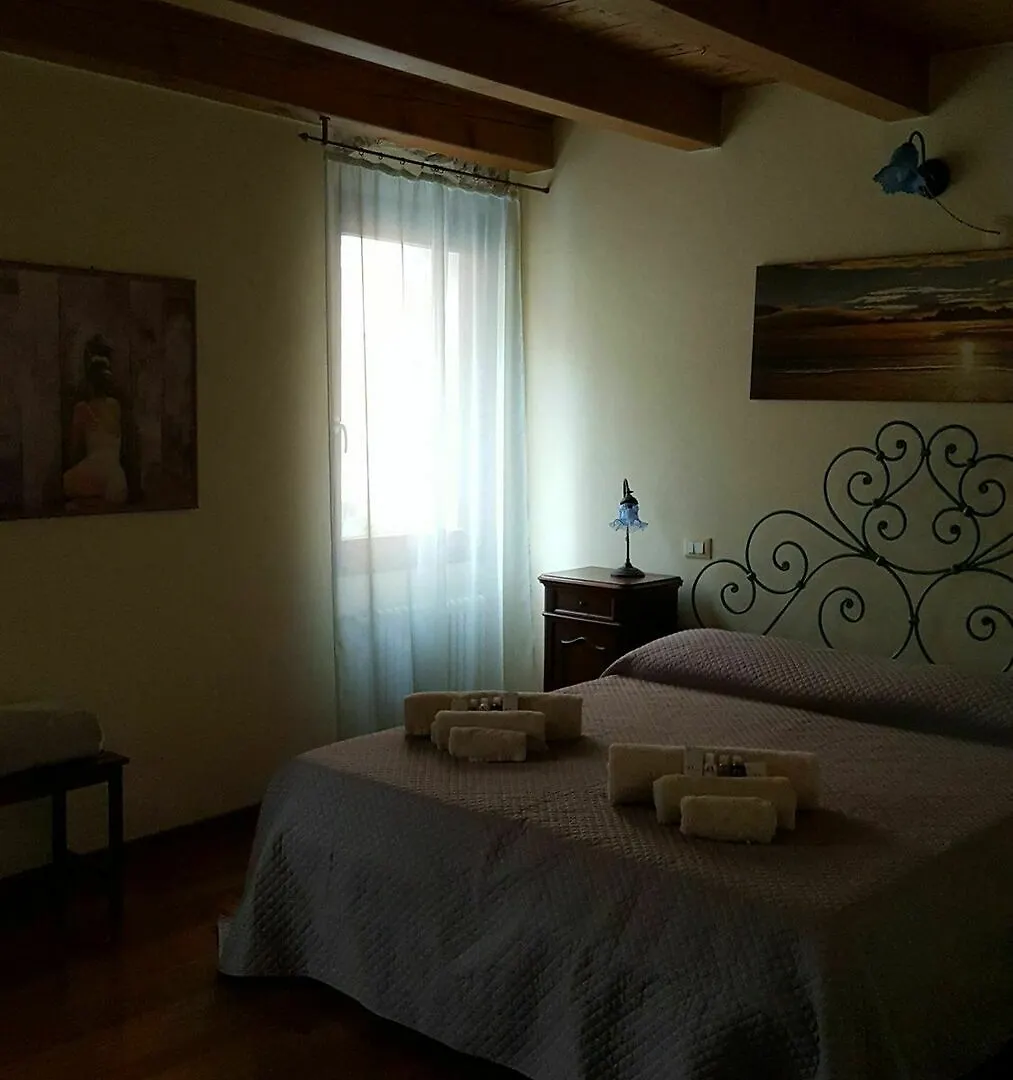 Verona4Rent Deborah Italy